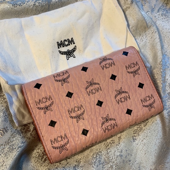 *SOLD* MCM Flap Wallet in Pink Visetos and Leather - Picture 3 of 15